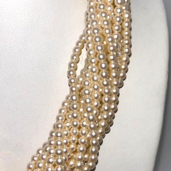 Vintage Faux Pearl Torsade Necklace With Ornate Gold-Tone Pendant & Rhinestones - Picture 5 of 14